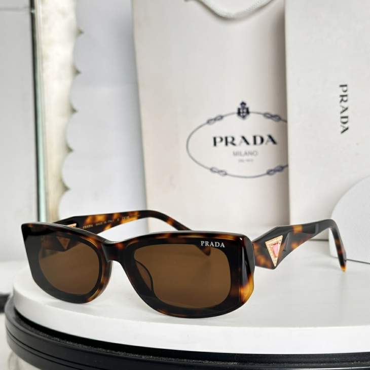 Picture of Prada Sunglasses _SKUfw76202752fw